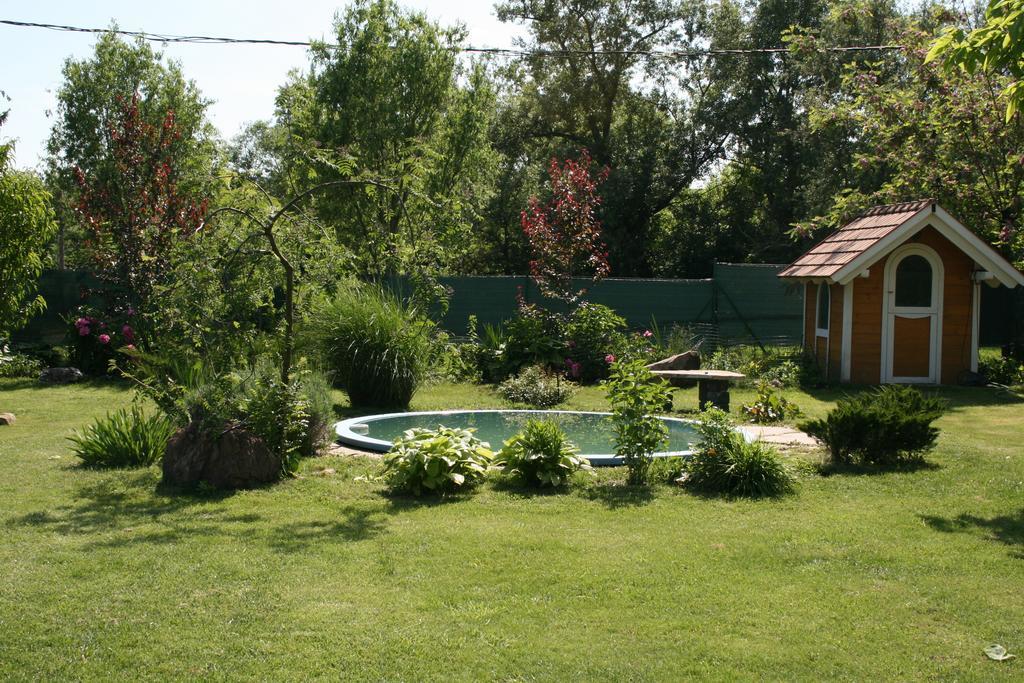 Hostal Malomdűlő Farmház Pilisborosjenő Exterior foto